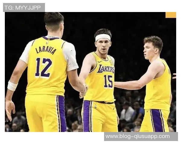 从51分到绝杀时刻里夫斯崛起为湖人新领袖展现全能风采